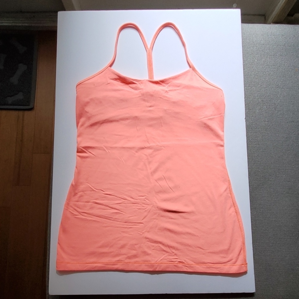 LIKE NEW Lululemon Flow Y 2-in-1 Tank Bra Size 8